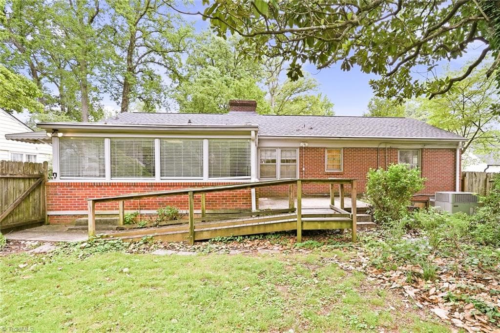 Stick/Site Built at 3816 Kirby Drive, Greensboro NC 27403, photo 18 of 21