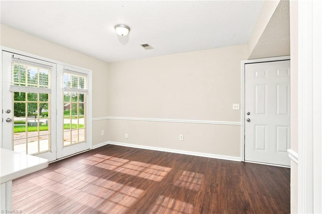 Stick/Site Built at 1495 Fiddlers Knoll Drive, Kernersville NC 27284, photo 20 of 22