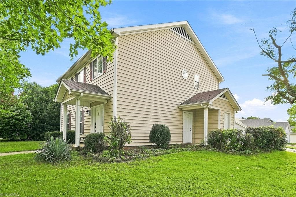 Stick/Site Built at 1495 Fiddlers Knoll Drive, Kernersville NC 27284, photo 18 of 22