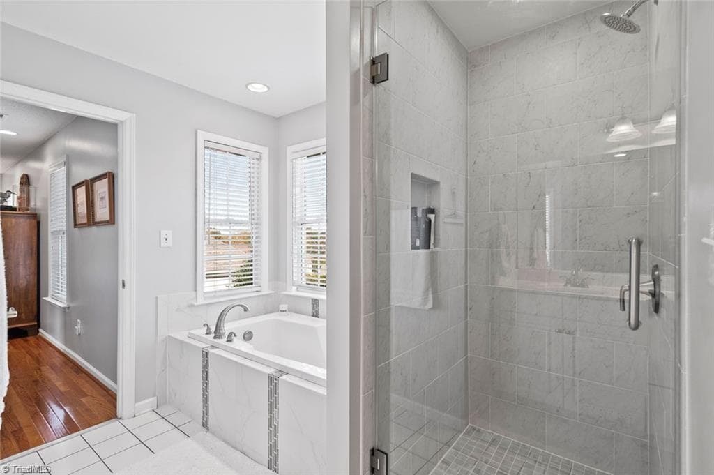 Stick/Site Built at 1409 Wisteria Court, High Point NC 27265, photo 17 of 28