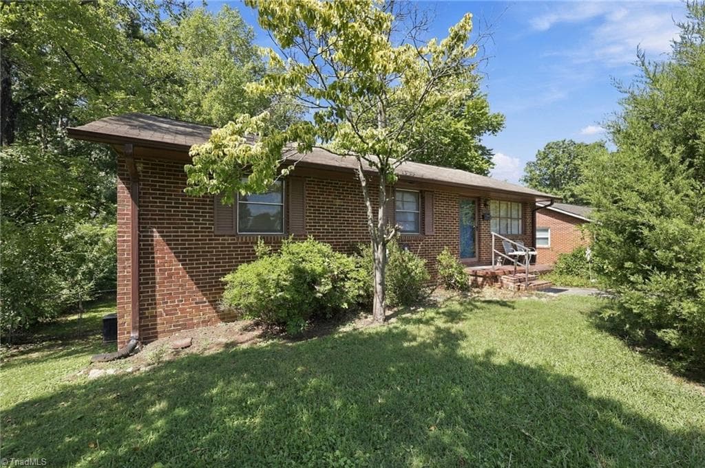414 Tryon Street, Burlington NC 27217