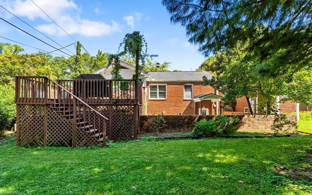 Stick/Site Built at 110 Mayflower Drive, Greensboro NC 27403, photo 43 of 49