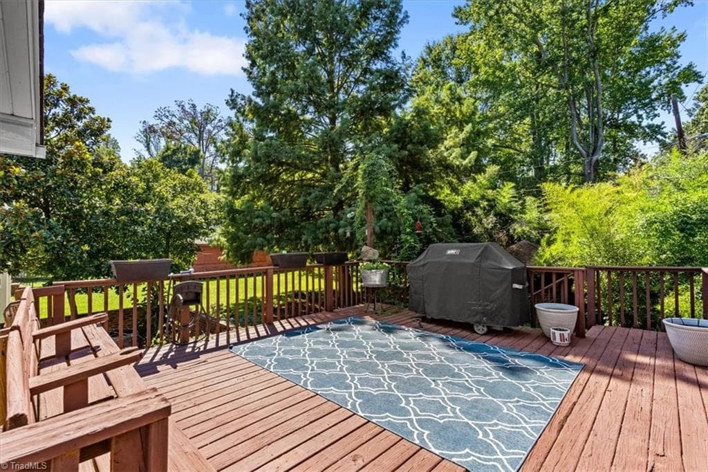 Stick/Site Built at 110 Mayflower Drive, Greensboro NC 27403, photo 41 of 49