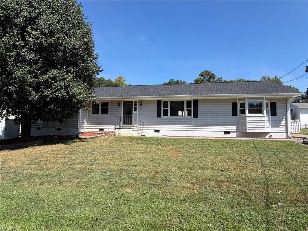 Stick/Site Built at 101 Tipperary Lane, Winston-Salem NC 27104, photo 19 of 20