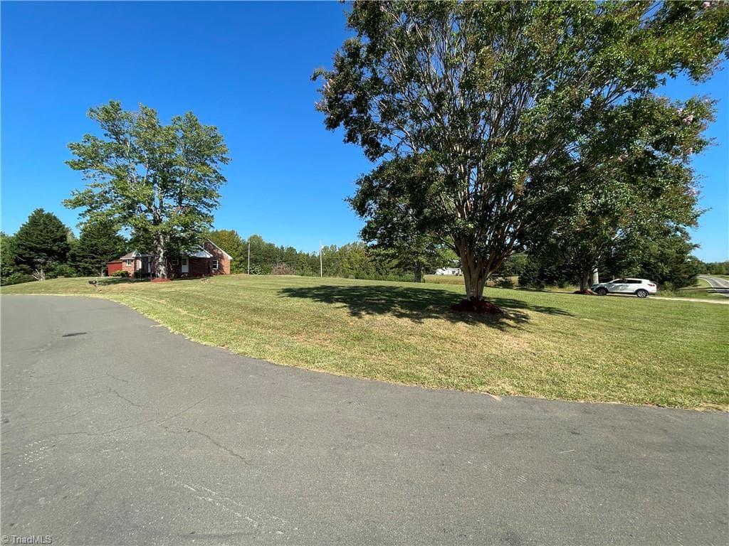 Stick/Site Built at 539 Athey Simmons Road, Mount Airy NC 27030, Mount Airy, photo 5 of 56