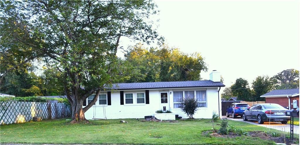 1610 Wolfe Road, Greensboro NC 27405