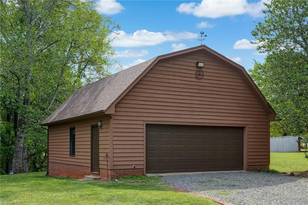 Stick/Site Built at 1203 Brooks Road, Reidsville NC 27320, Reidsville, photo 3 of 98