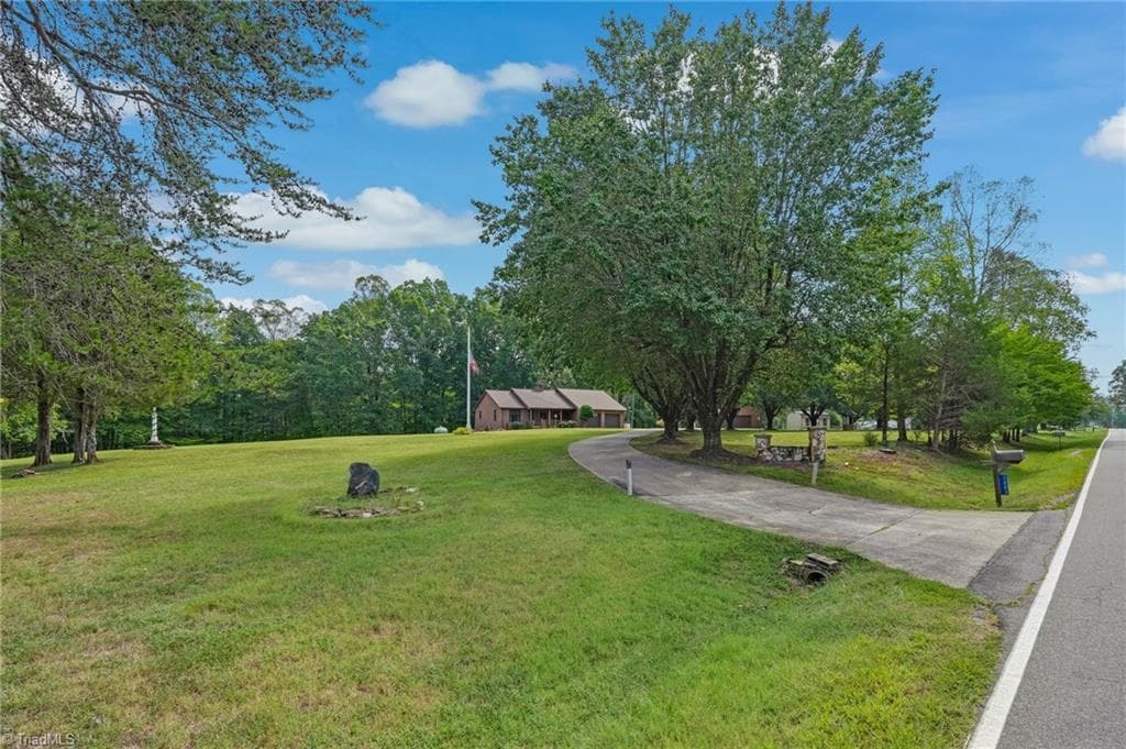 Stick/Site Built at 1203 Brooks Road, Reidsville NC 27320, Reidsville, photo 21 of 98