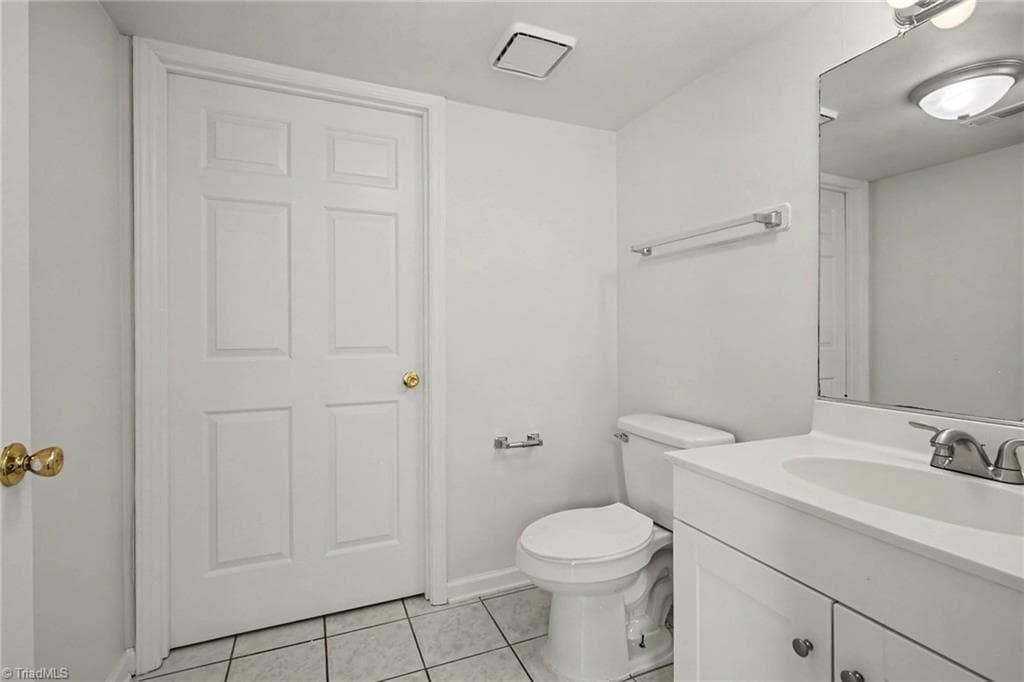 Stick/Site Built at 2500 Newington Court, Clemmons NC 27012, Clemmons, photo 26 of 32