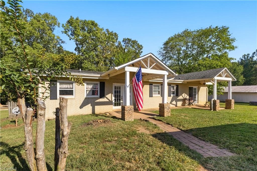 Stick/Site Built at 638 Pineville Road, Mocksville NC 27028, Mocksville, photo 3 of 32
