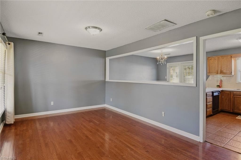 Stick/Site Built at 3709 Signet Drive, Winston-Salem NC 27101, Winston-Salem, photo 3 of 30