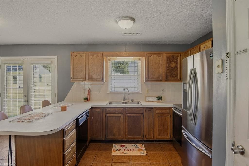 Stick/Site Built at 3709 Signet Drive, Winston-Salem NC 27101, Winston-Salem, photo 8 of 30