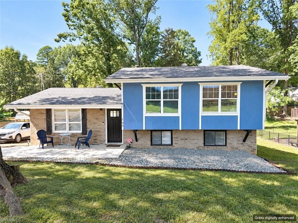 109 Potter Drive, Jamestown NC 27282