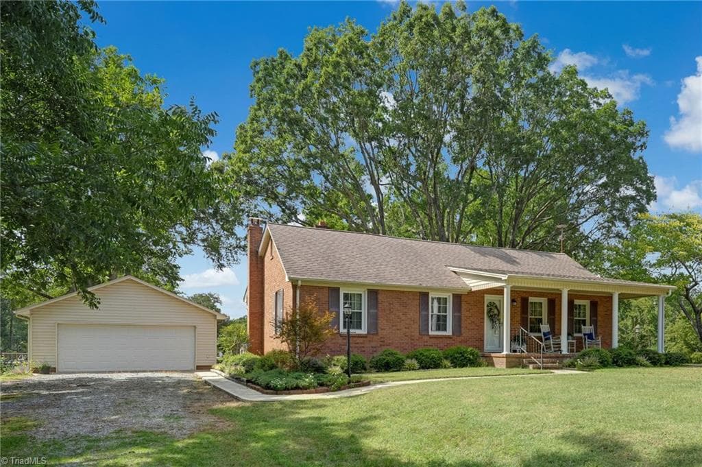 Stick/Site Built at 4108 Union Ridge Road, Burlington NC 27217, Burlington, photo 5 of 98