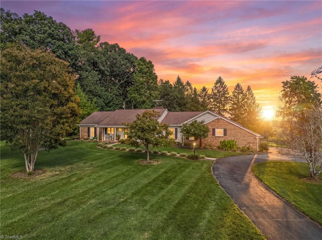 2231 Arbor Grove Church Road, Purlear NC 28665