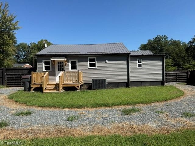 Stick/Site Built at 1009 Poplar Street, Reidsville NC 27320, Reidsville, photo 11 of 24