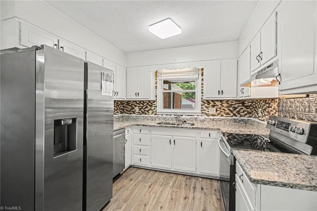 Stick/Site Built at 203 Cheltenham Drive, Winston-Salem NC 27103, Winston-Salem, photo 6 of 17