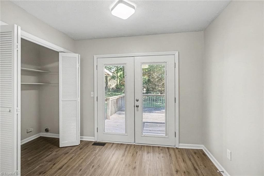 Stick/Site Built at 203 Cheltenham Drive, Winston-Salem NC 27103, Winston-Salem, photo 7 of 17