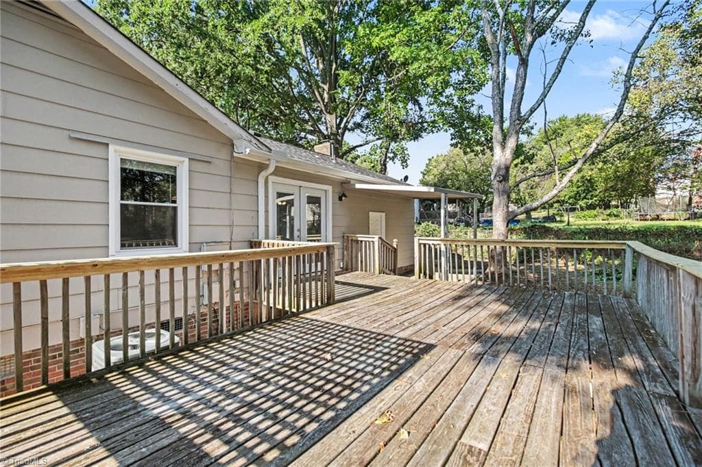 Stick/Site Built at 203 Cheltenham Drive, Winston-Salem NC 27103, Winston-Salem, photo 15 of 17