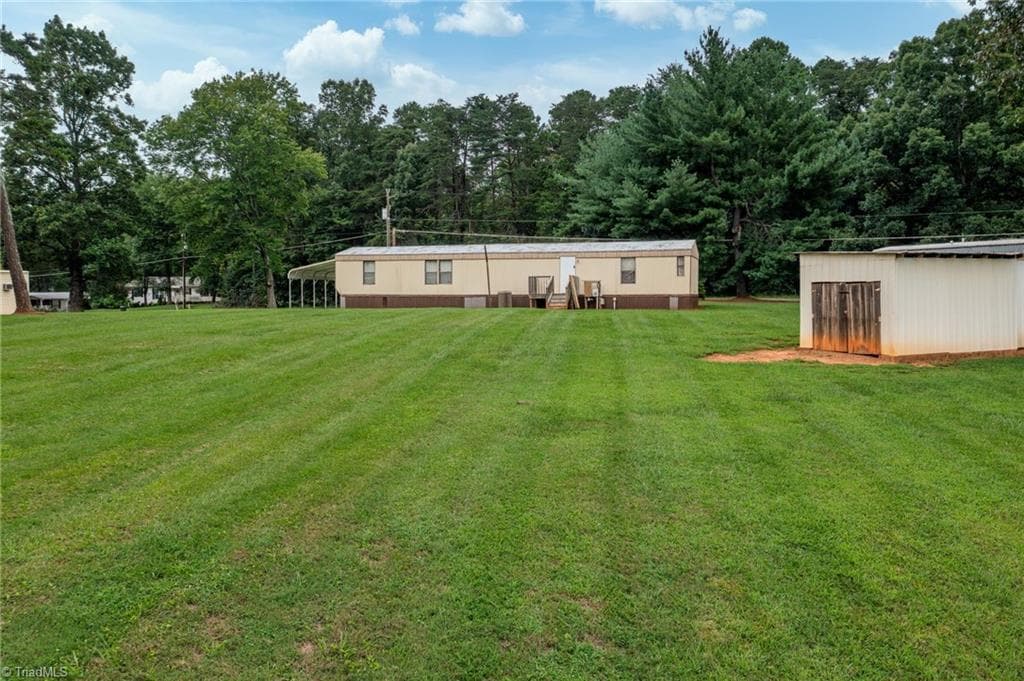 Manufactured Home at 7410 Olin Road, Pfafftown NC 27040, Pfafftown, photo 13 of 32