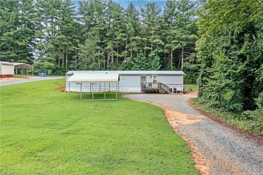 Manufactured Home at 7410 Olin Road, Pfafftown NC 27040, Pfafftown, photo 18 of 32