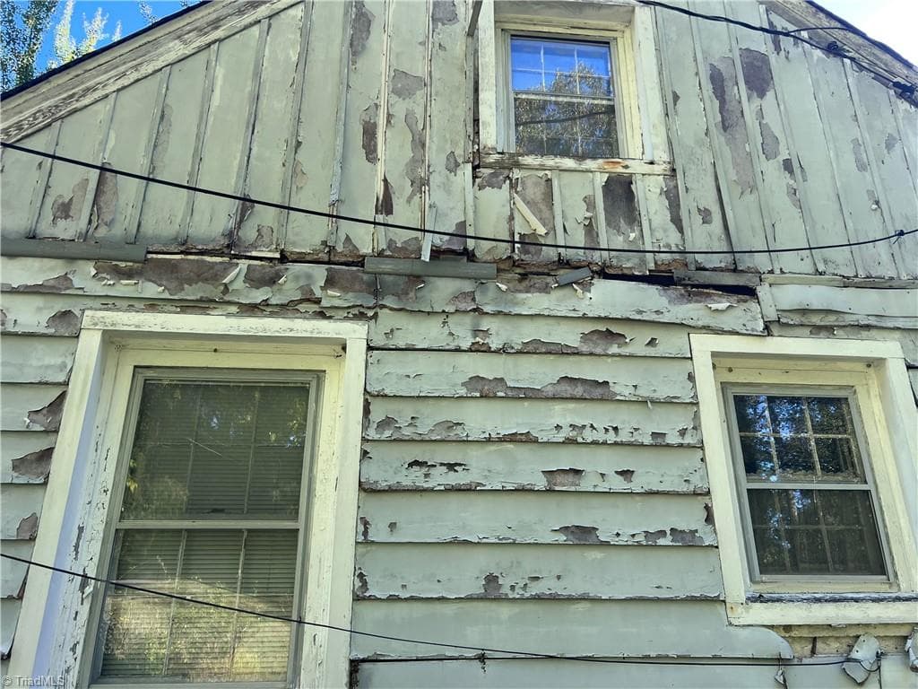 Stick/Site Built at 342 Moore Avenue, Mount Airy NC 27030, Mount Airy, photo 23 of 24