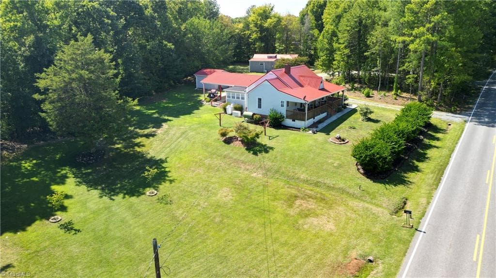 7296 E OLD US HIGHWAY 64, Lexington NC 27292