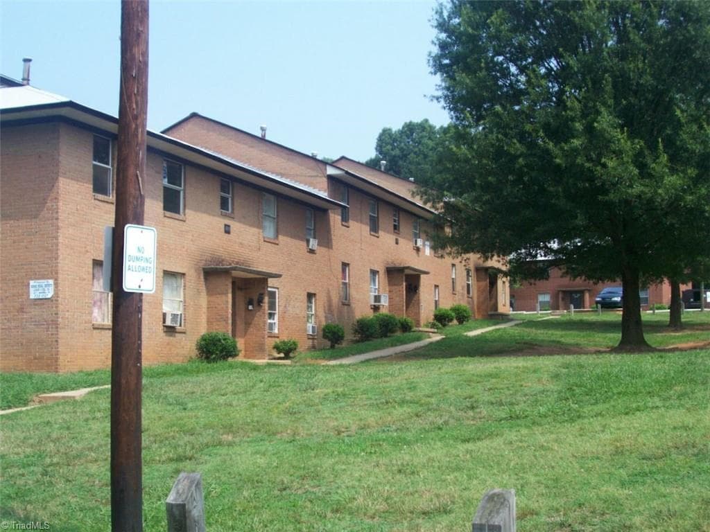 617 W 23rd Street, Winston-Salem NC 27105