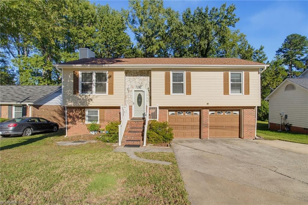 1717 Hannaford Road, Greensboro NC 27401
