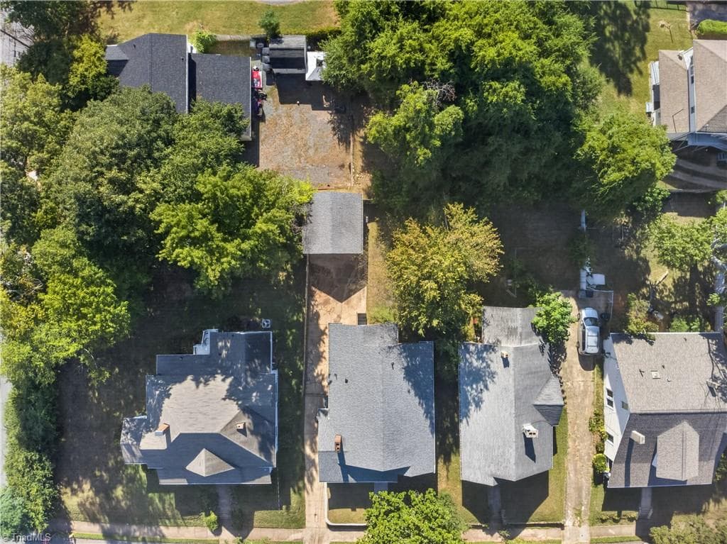 Stick/Site Built at 440 Granville Drive SW, Winston-Salem NC 27101, Winston-Salem, photo 36 of 41