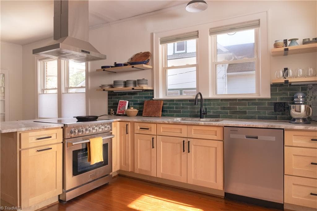 Stick/Site Built at 440 Granville Drive SW, Winston-Salem NC 27101, Winston-Salem, photo 24 of 41