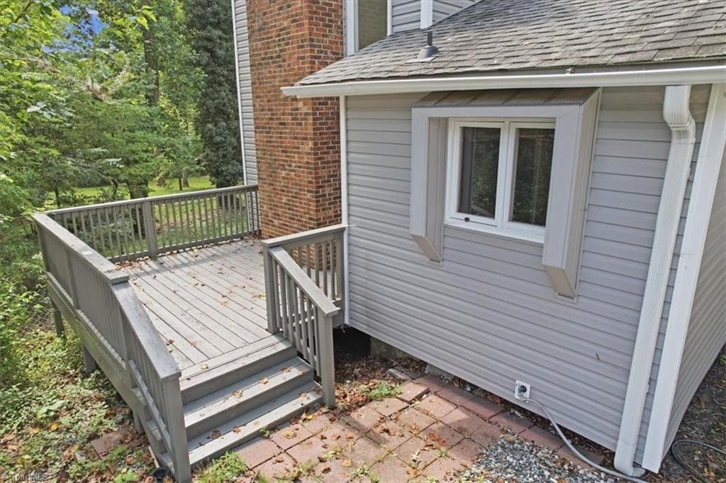 Stick/Site Built at 2409 Shelia Drive, Greensboro NC 27406, photo 25 of 32