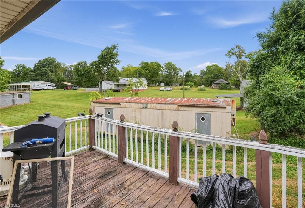 Stick/Site Built at 862 Country Club Drive, State Road NC 28676, State Road, photo 5 of 58