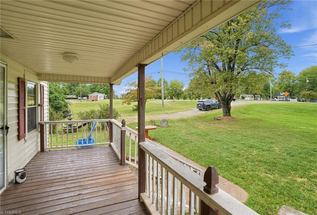 Stick/Site Built at 862 Country Club Drive, State Road NC 28676, State Road, photo 7 of 58