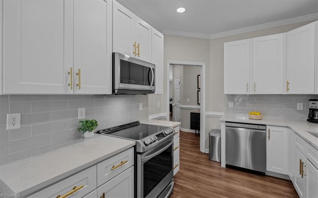 Stick/Site Built at 4709 Towne Ridge Drive, Greensboro NC 27455, photo 10 of 39