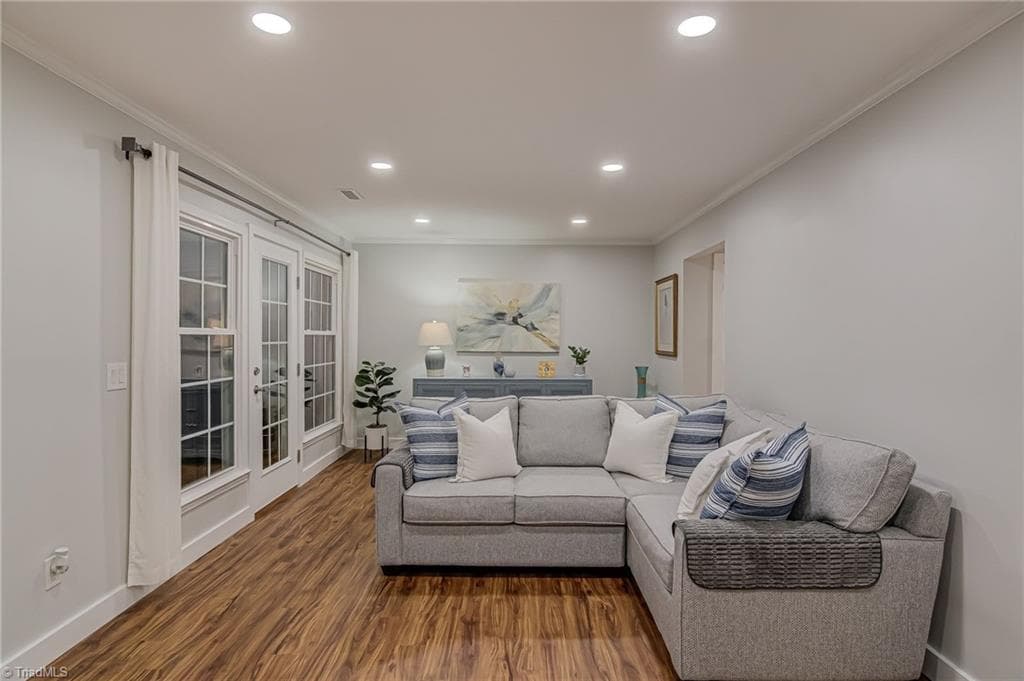 Stick/Site Built at 4010 Huntingreen Lane # D, Winston-Salem NC 27106, photo 13 of 34