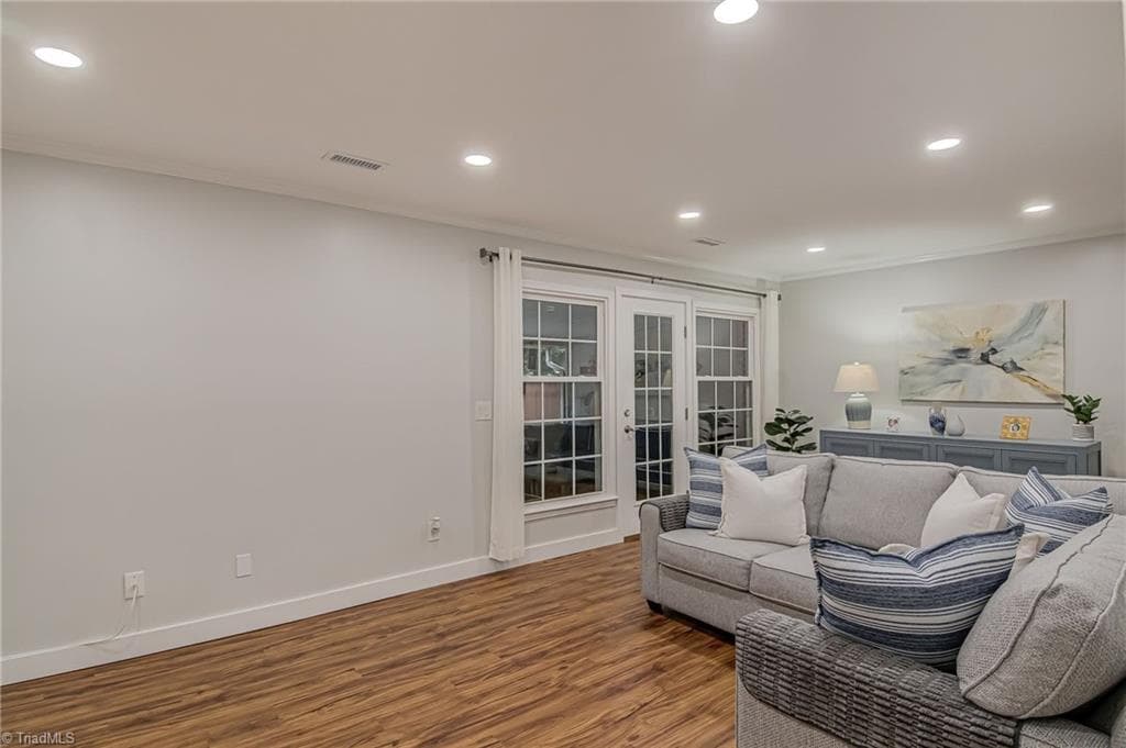 Stick/Site Built at 4010 Huntingreen Lane # D, Winston-Salem NC 27106, photo 12 of 34