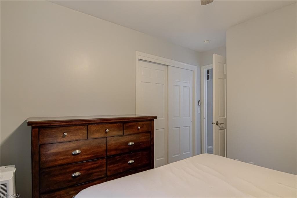 Stick/Site Built at 4010 Huntingreen Lane # D, Winston-Salem NC 27106, photo 28 of 34