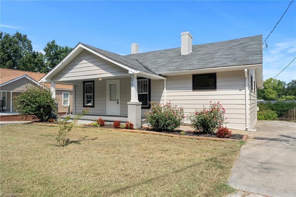 Stick/Site Built at 239 Craft Drive, Winston-Salem NC 27105, Winston-Salem, photo 2 of 37
