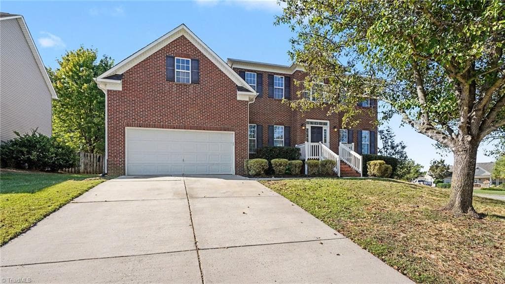 Stick/Site Built at 2956 Maple Branch Drive, High Point NC 27265, High Point, photo 3 of 60