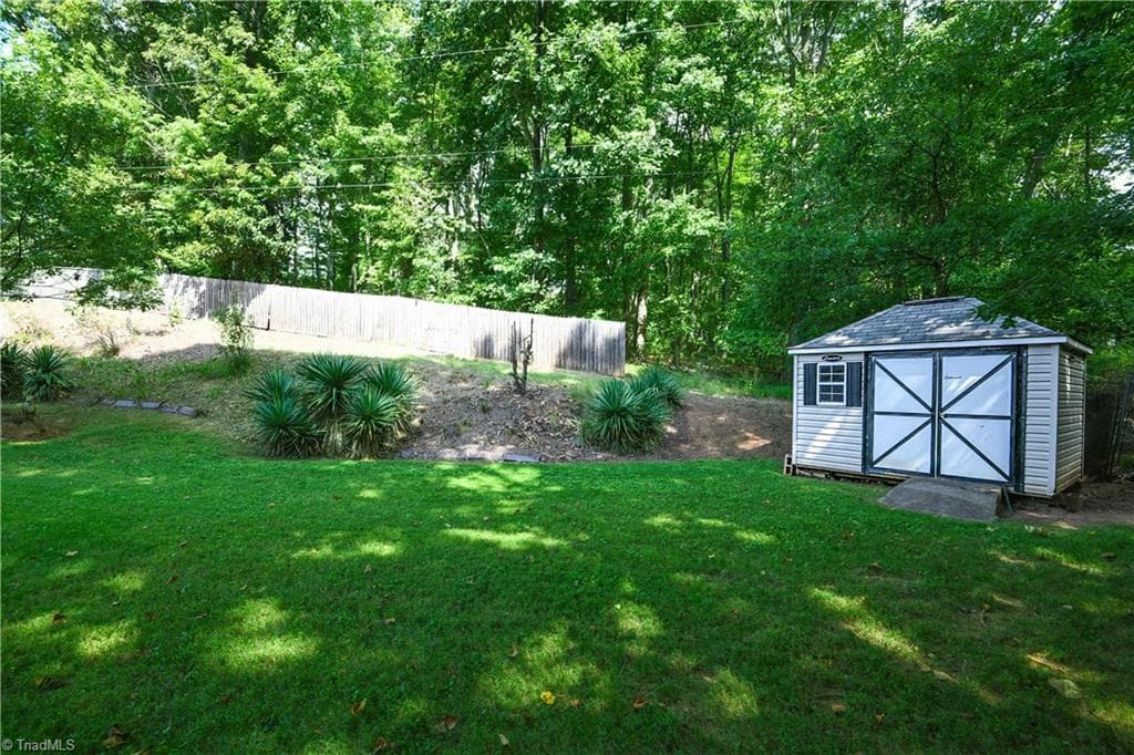 Stick/Site Built at 2311 Oakcliffe Drive, Kernersville NC 27284, photo 42 of 43