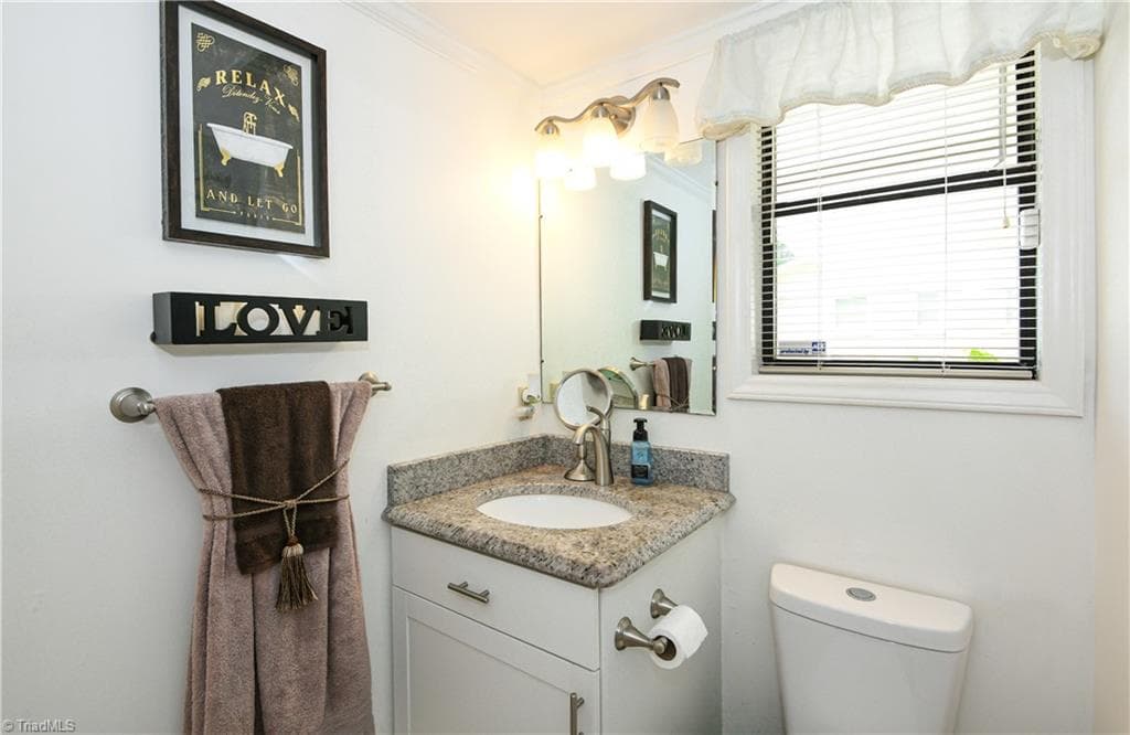 Stick/Site Built at 2311 Oakcliffe Drive, Kernersville NC 27284, photo 10 of 43