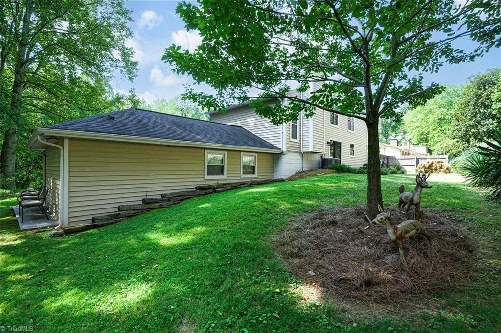Stick/Site Built at 2311 Oakcliffe Drive, Kernersville NC 27284, photo 41 of 43