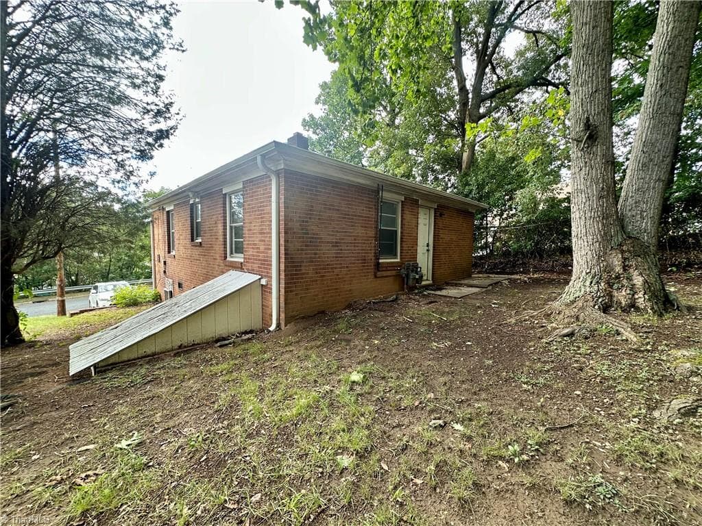 Office at 1240 Churton Street, Winston-Salem NC 27103, Winston-Salem, photo 49 of 50