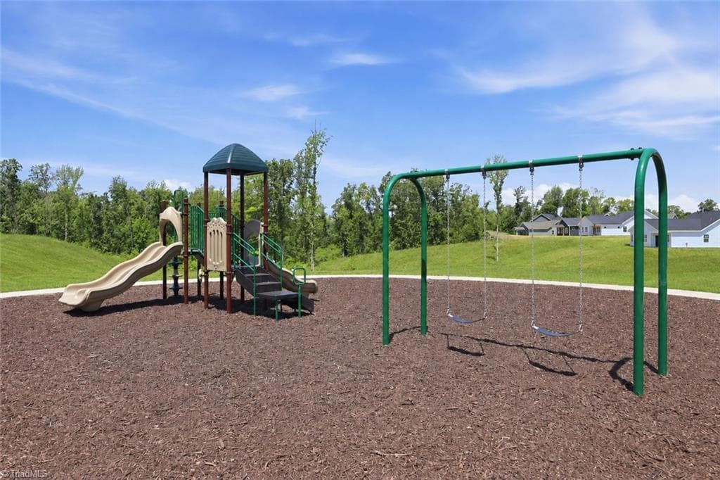 Havenbrooke Community Playground - 9223 Stoney River Lane, Kernersville NC 27284, Kernersville