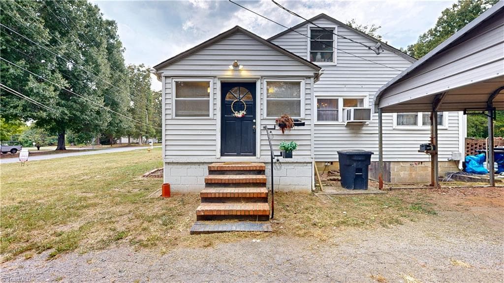 Stick/Site Built at 5441 Robinhood Road, Winston-Salem NC 27106, Winston-Salem, photo 27 of 39