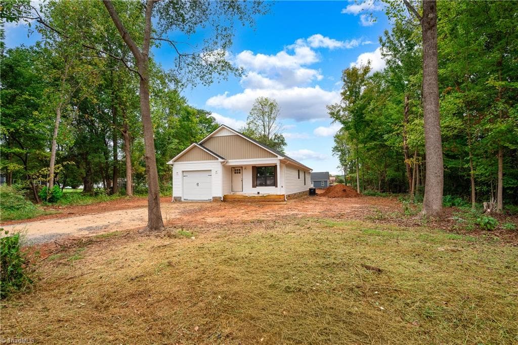 Stick/Site Built at 104 Roseman Lane, Statesville NC 28625, Statesville, photo 2 of 12