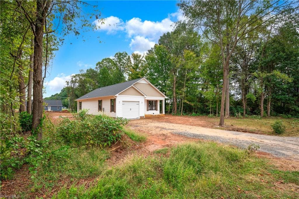 Stick/Site Built at 104 Roseman Lane, Statesville NC 28625, Statesville, photo 8 of 12