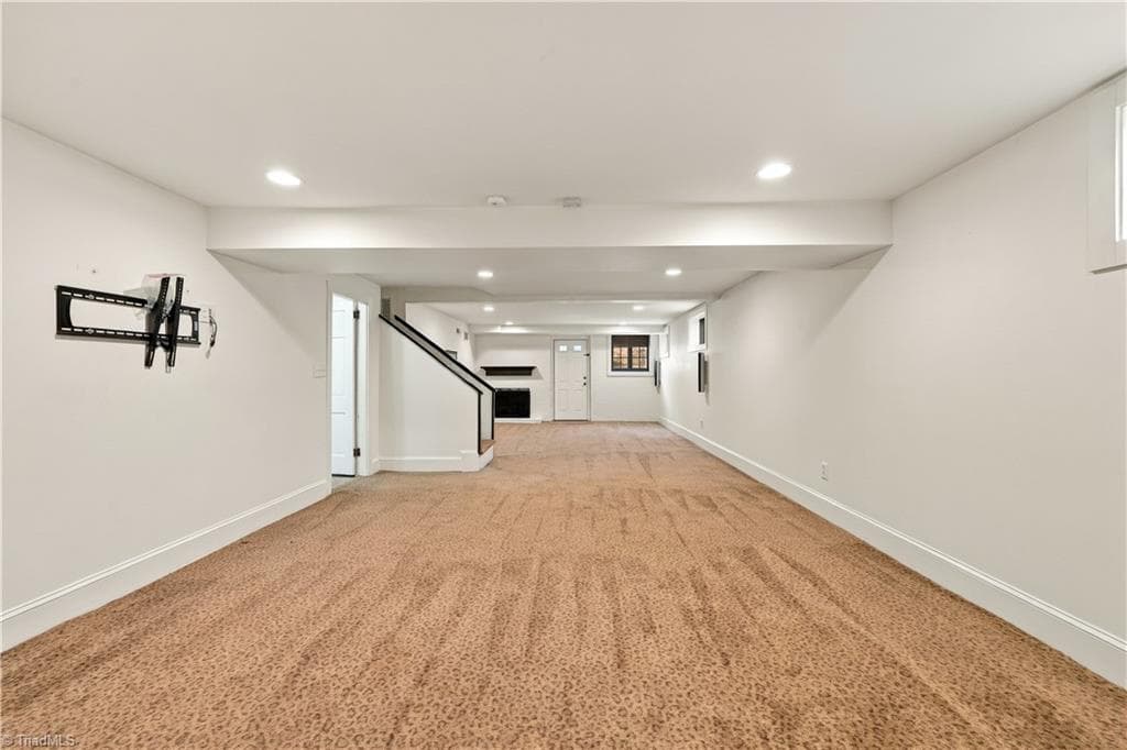 Stick/Site Built at 628 Roslyn Road, Winston-Salem NC 27104, photo 33 of 40