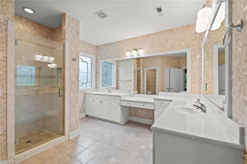 Stick/Site Built at 3940 Newport Court, High Point NC 27265, High Point, photo 31 of 74